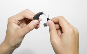 Hearing Aid Care & Maintenance 101 : A checklist on cleaning and caring for your hearing device