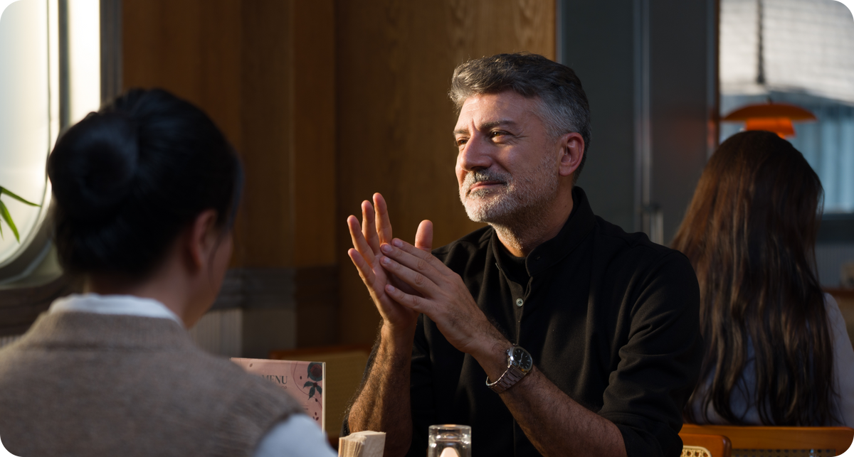 Catch every conversation,
no matter the situation.